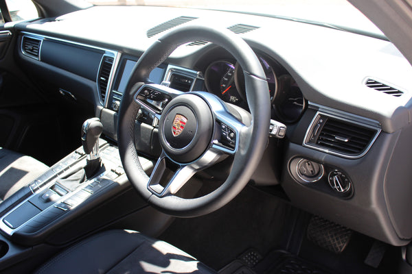 2014 Porsche Macan