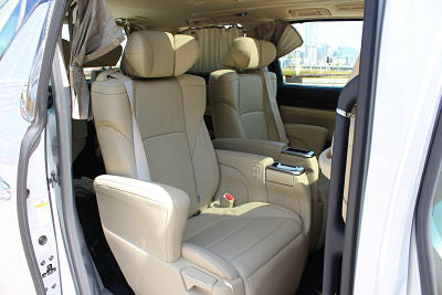 2015 Toyota Alphard Hybrid